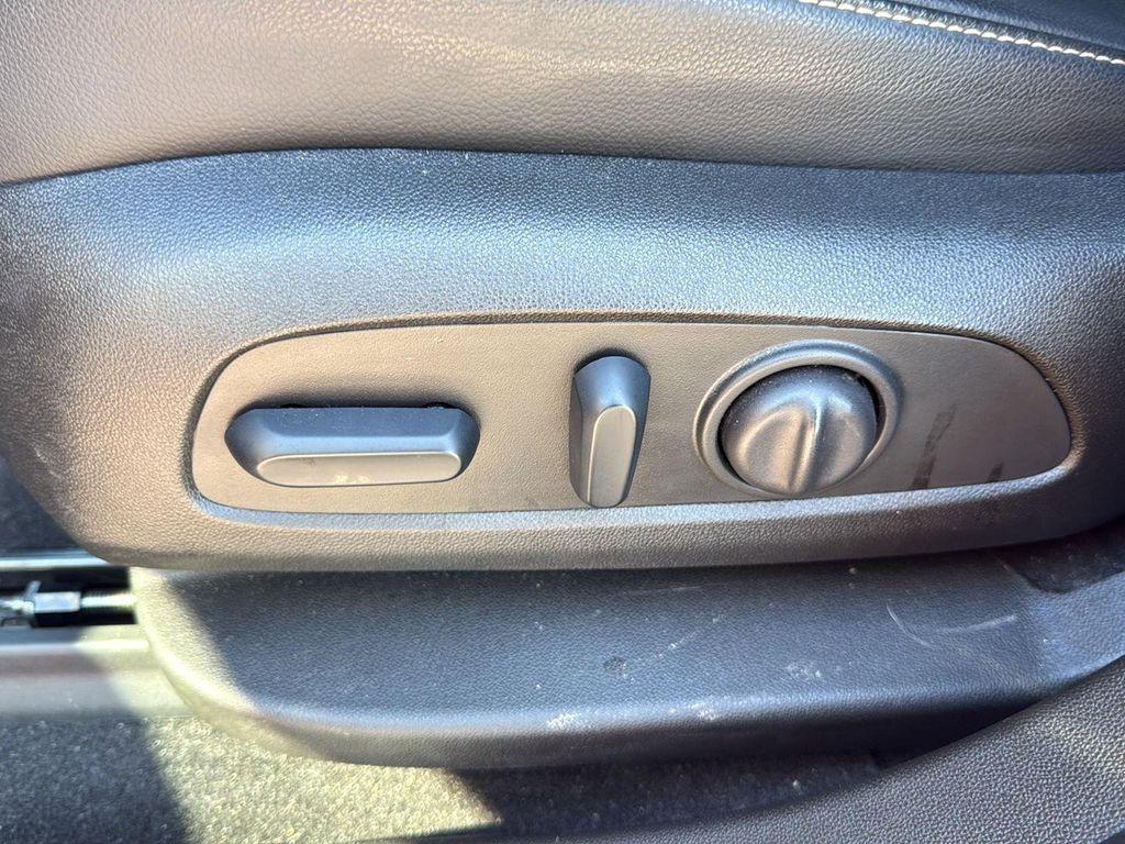 used 2023 GMC Acadia car, priced at $33,000