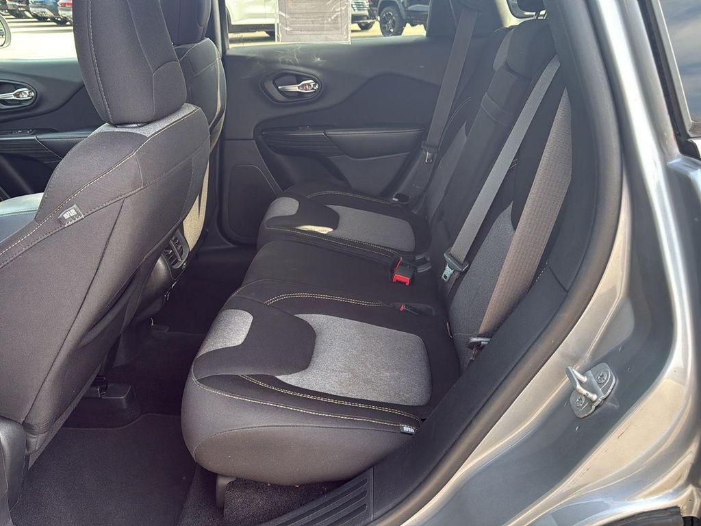 used 2014 Jeep Cherokee car, priced at $8,495