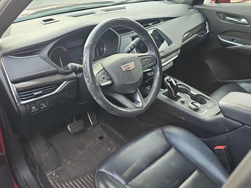 used 2020 Cadillac XT4 car, priced at $25,000