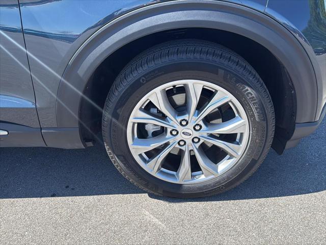 used 2024 Ford Explorer car, priced at $38,995