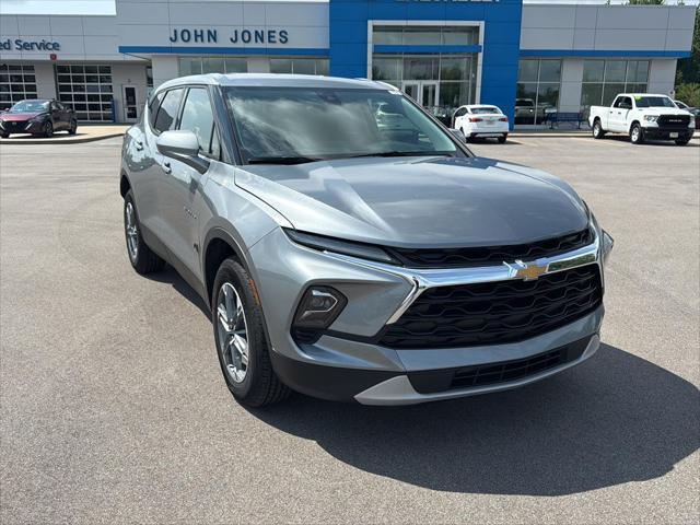 new 2025 Chevrolet Blazer car, priced at $39,870