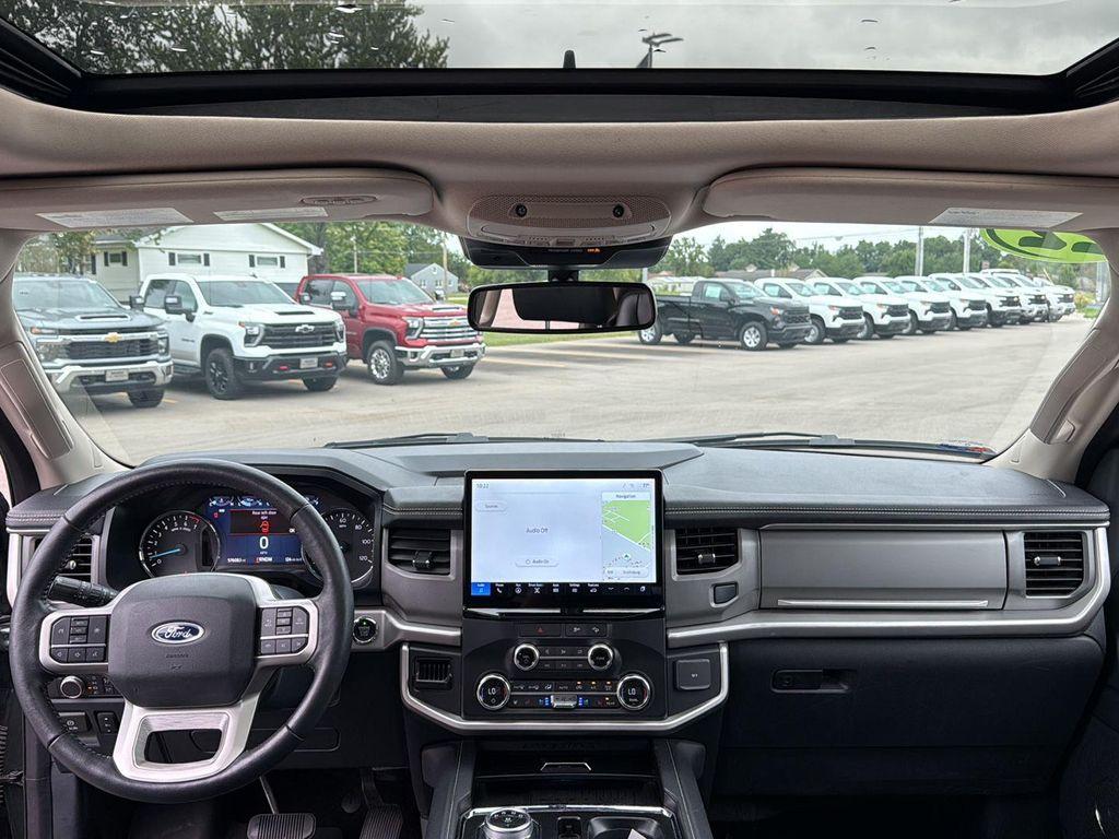 used 2022 Ford Expedition car, priced at $43,873