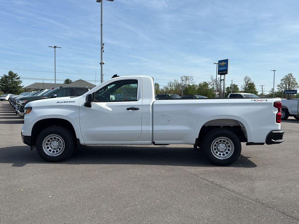 new 2025 Chevrolet Silverado 1500 car, priced at $39,605