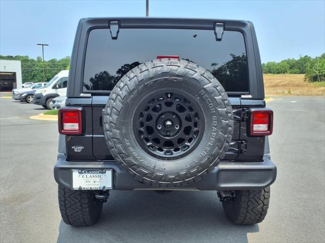 new 2025 Jeep Wrangler car, priced at $41,815