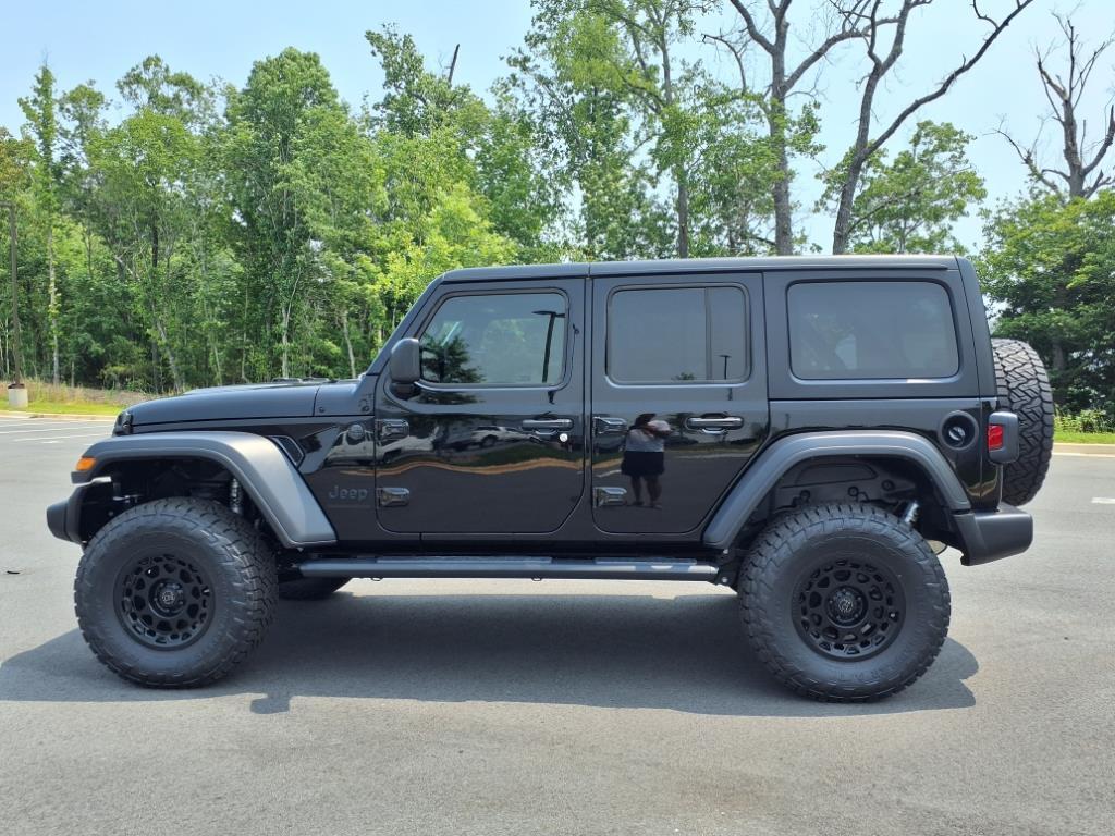 new 2025 Jeep Wrangler car, priced at $44,315