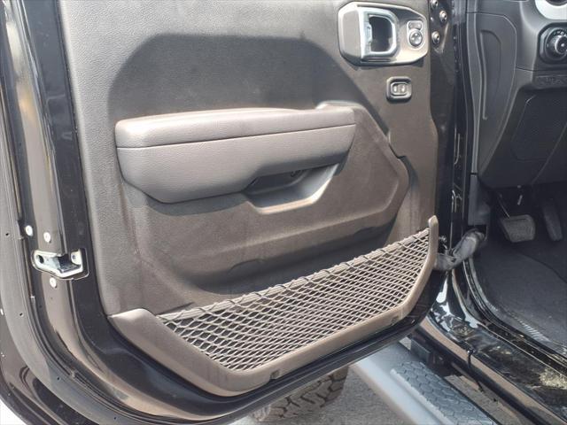 new 2025 Jeep Wrangler car, priced at $41,815