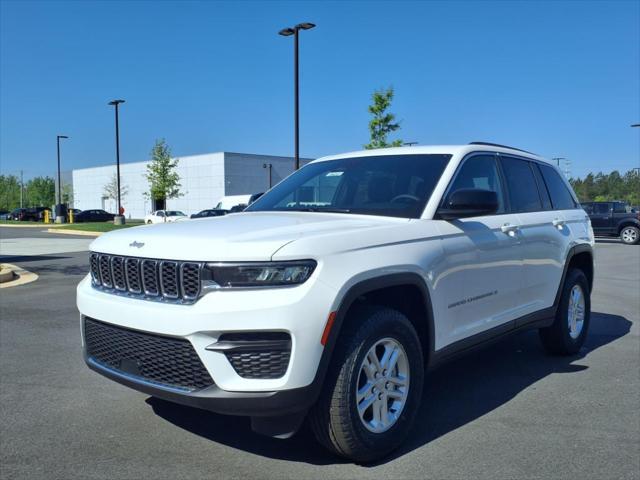 new 2025 Jeep Grand Cherokee car, priced at $35,736