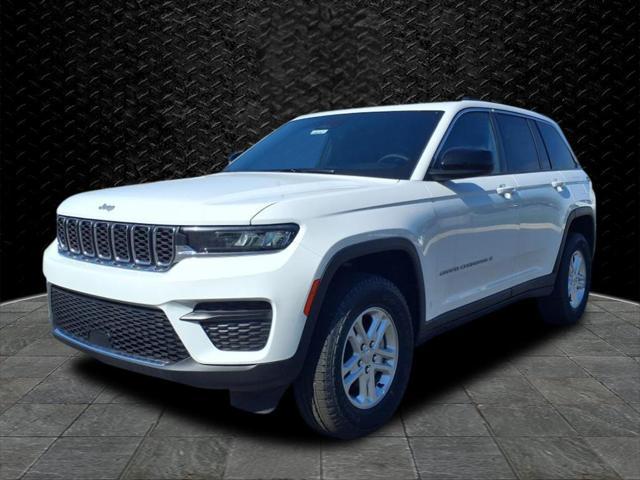 new 2025 Jeep Grand Cherokee car, priced at $35,736