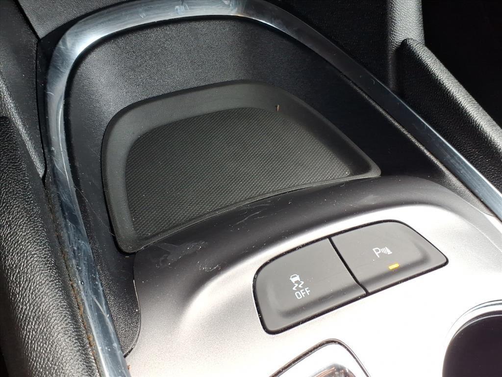 used 2024 Chevrolet Malibu car, priced at $18,990