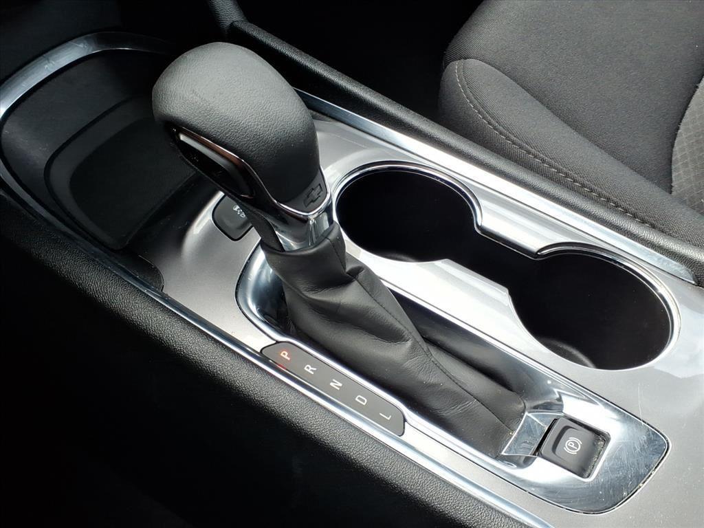 used 2024 Chevrolet Malibu car, priced at $18,990