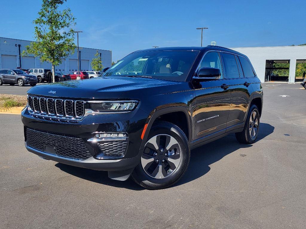 new 2024 Jeep Grand Cherokee 4xe car, priced at $45,233