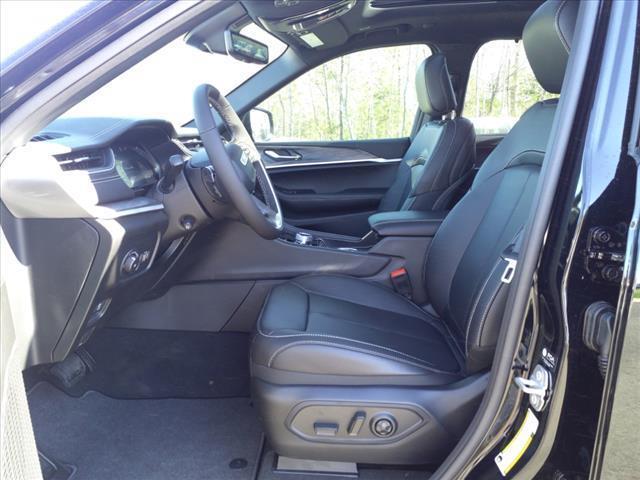 new 2025 Jeep Grand Cherokee car, priced at $52,410