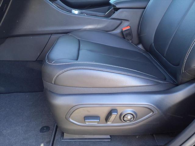 new 2025 Jeep Grand Cherokee car, priced at $52,208