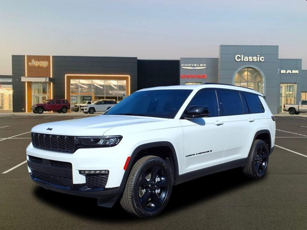 new 2025 Jeep Grand Cherokee L car, priced at $48,579