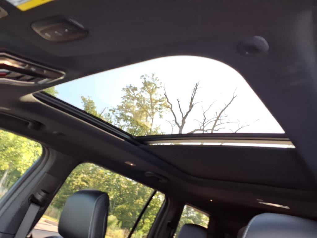 new 2025 Jeep Grand Cherokee L car, priced at $48,579