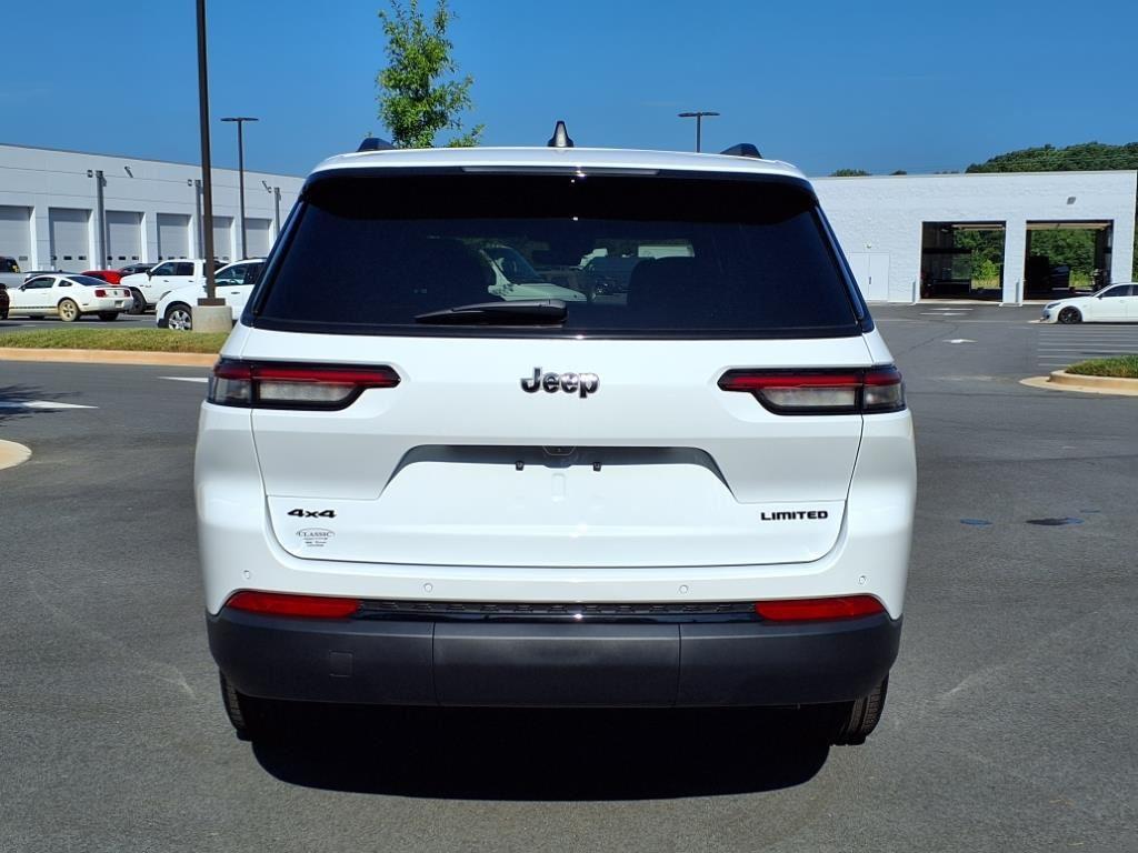 new 2025 Jeep Grand Cherokee L car, priced at $48,579