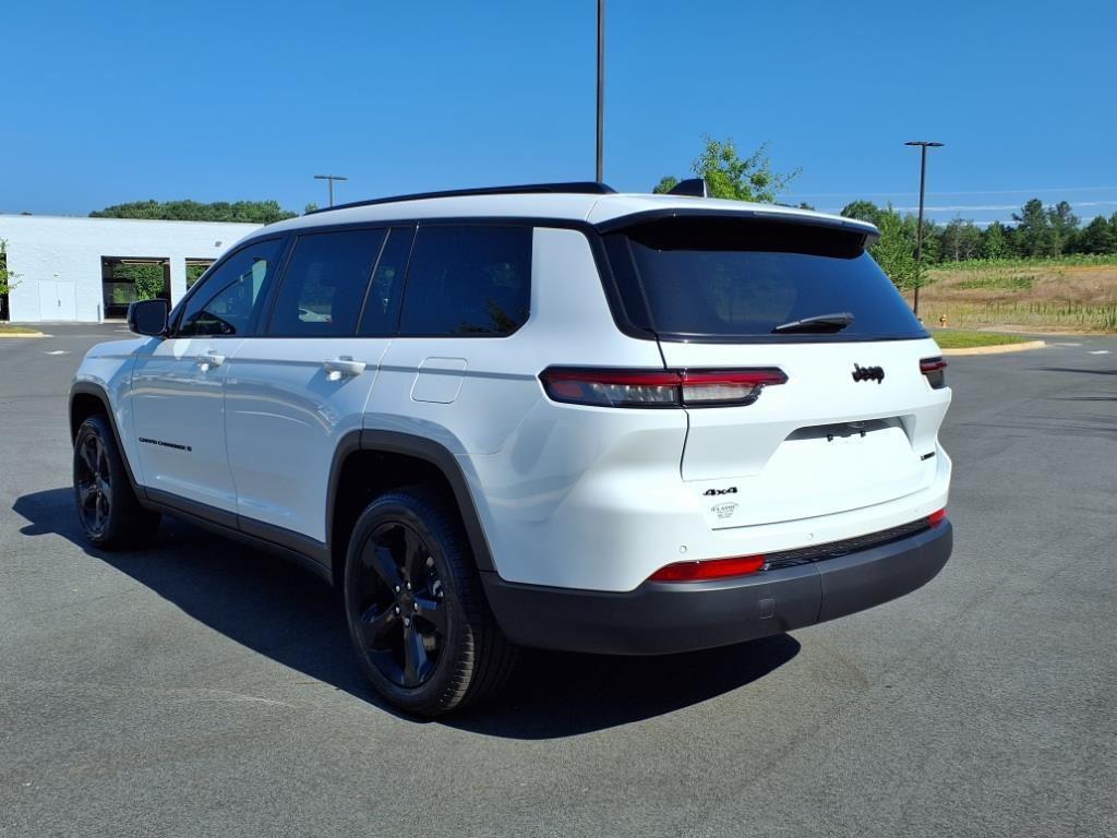 new 2025 Jeep Grand Cherokee L car, priced at $48,579