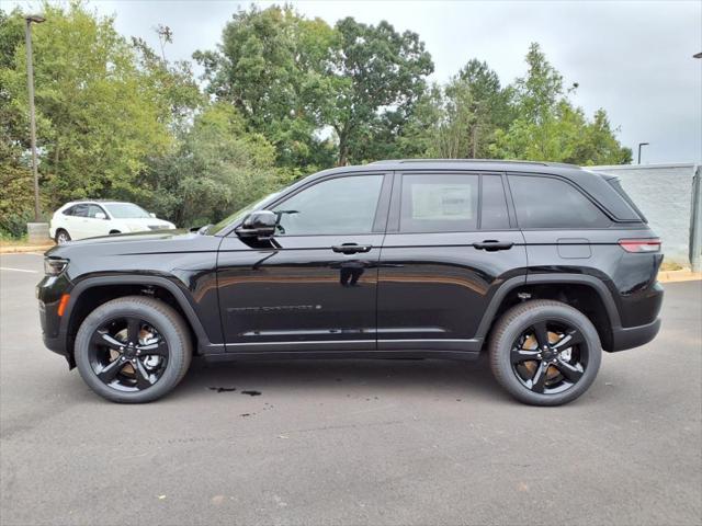 new 2025 Jeep Grand Cherokee car, priced at $47,773