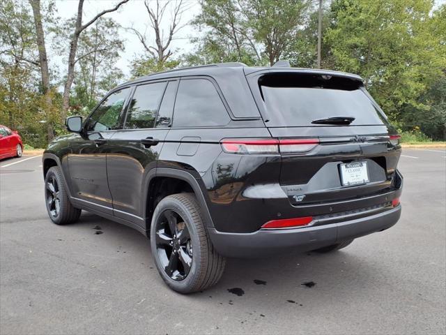 new 2025 Jeep Grand Cherokee car, priced at $47,773