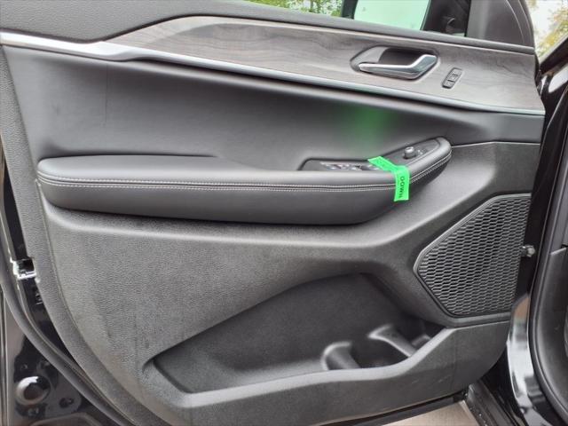 new 2025 Jeep Grand Cherokee car, priced at $47,773