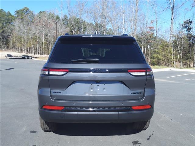 new 2025 Jeep Grand Cherokee car, priced at $50,035