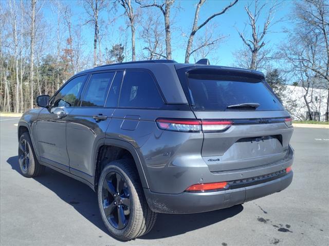 new 2025 Jeep Grand Cherokee car, priced at $50,035