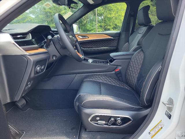 new 2024 Jeep Grand Cherokee car, priced at $72,605