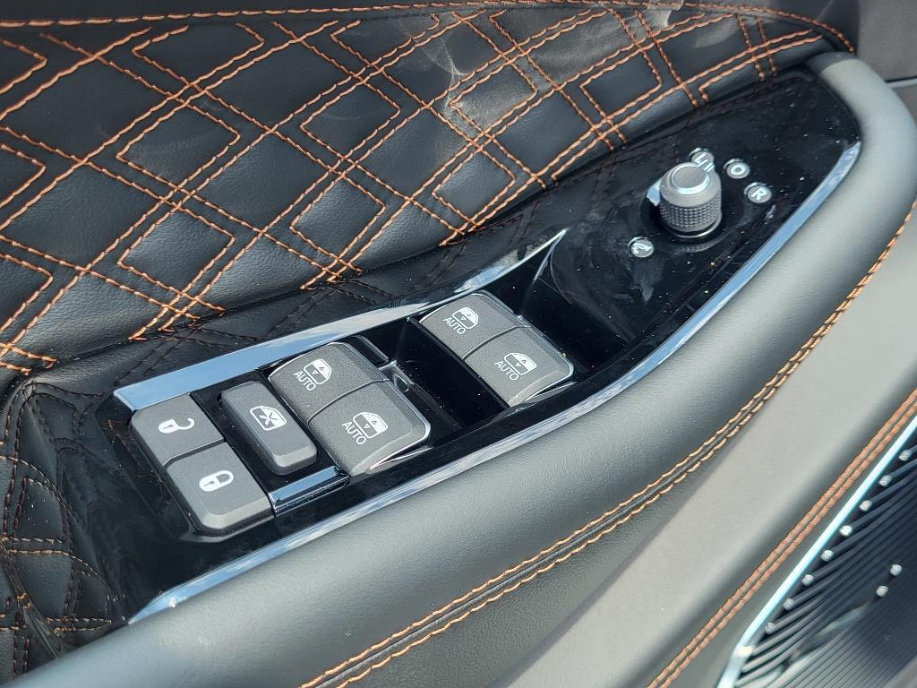 new 2024 Jeep Grand Cherokee car, priced at $72,605