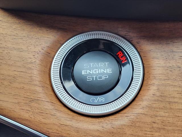 new 2024 Jeep Grand Cherokee car, priced at $72,605