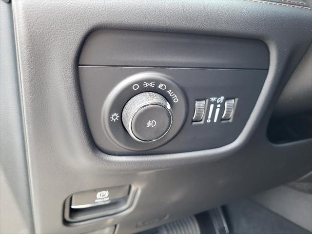 new 2024 Jeep Grand Cherokee car, priced at $72,605