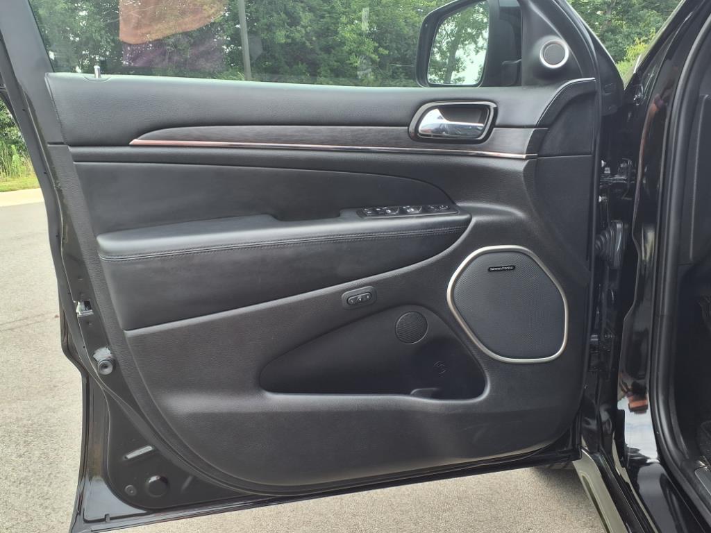 used 2020 Jeep Grand Cherokee car, priced at $24,000