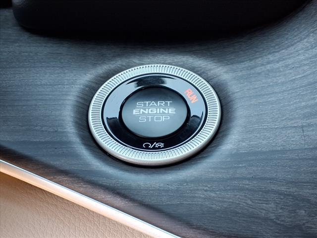 new 2025 Jeep Grand Cherokee car, priced at $48,296