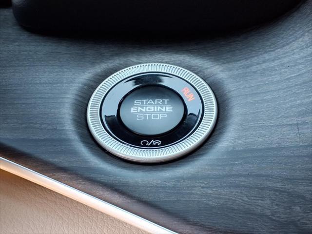 new 2025 Jeep Grand Cherokee car, priced at $48,388