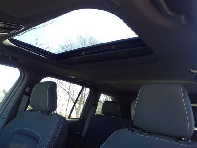 new 2025 Jeep Grand Cherokee car, priced at $40,286