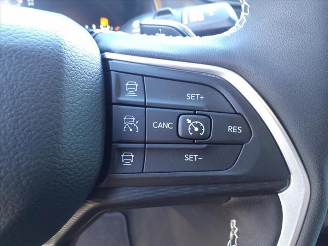 new 2025 Jeep Grand Cherokee car, priced at $40,286