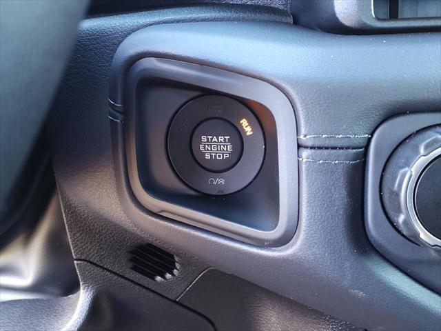 new 2025 Jeep Wrangler car, priced at $59,540