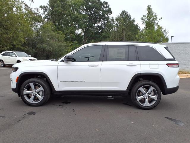 new 2025 Jeep Grand Cherokee car, priced at $47,134