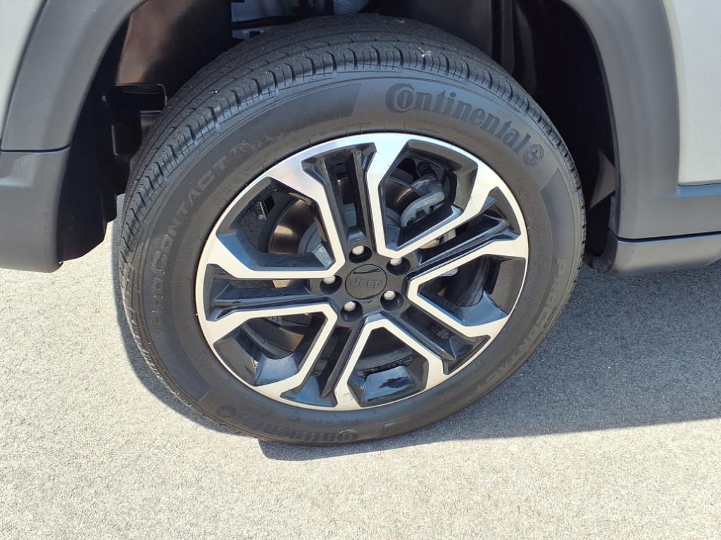 used 2023 Jeep Compass car, priced at $22,999