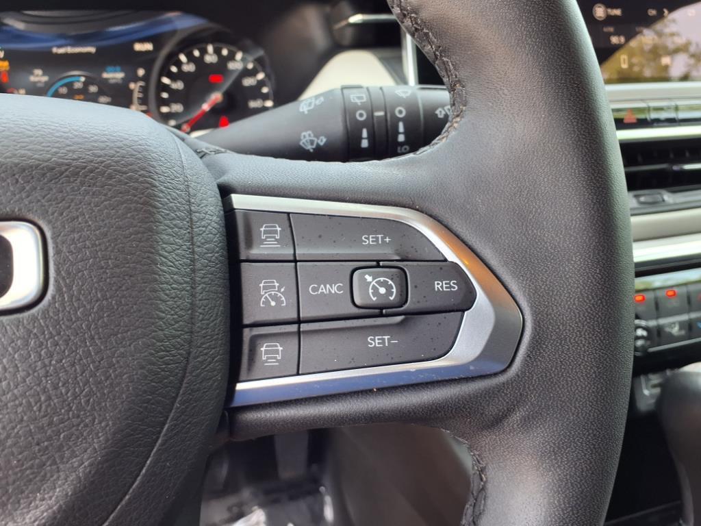 used 2023 Jeep Compass car, priced at $22,999