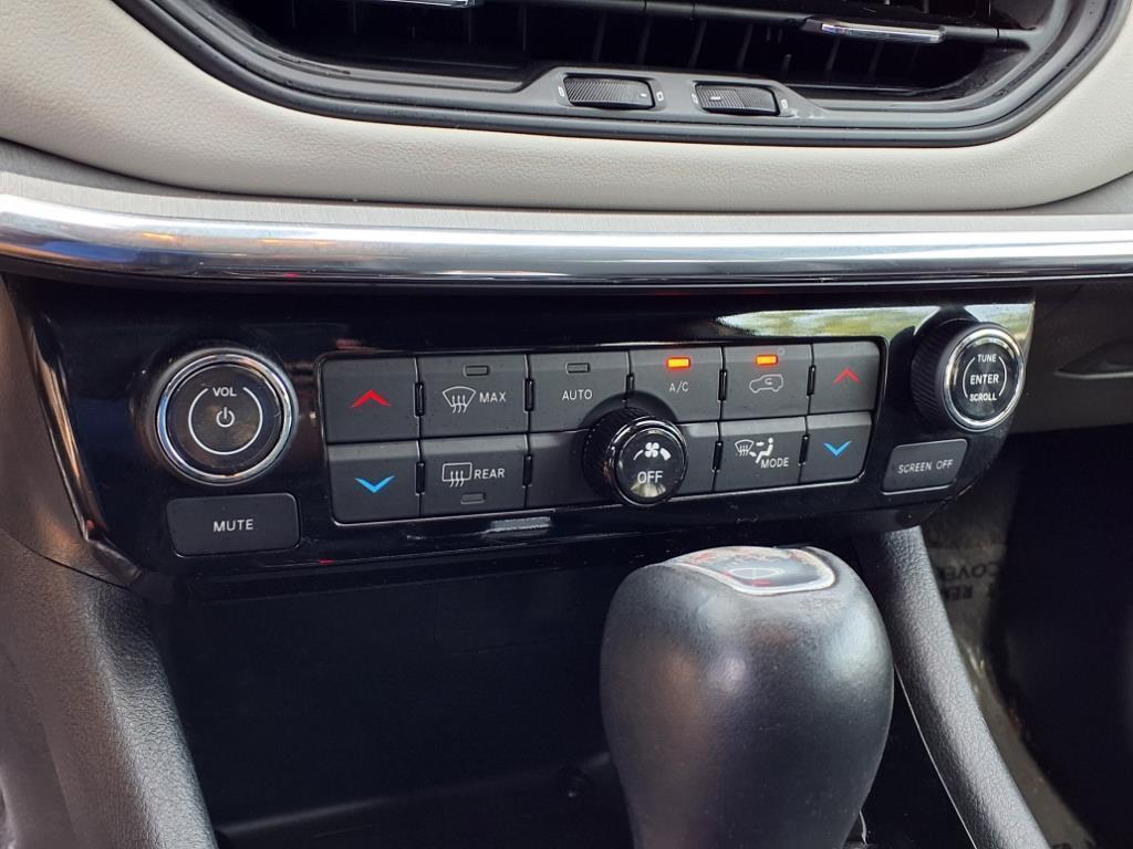 used 2023 Jeep Compass car, priced at $22,999