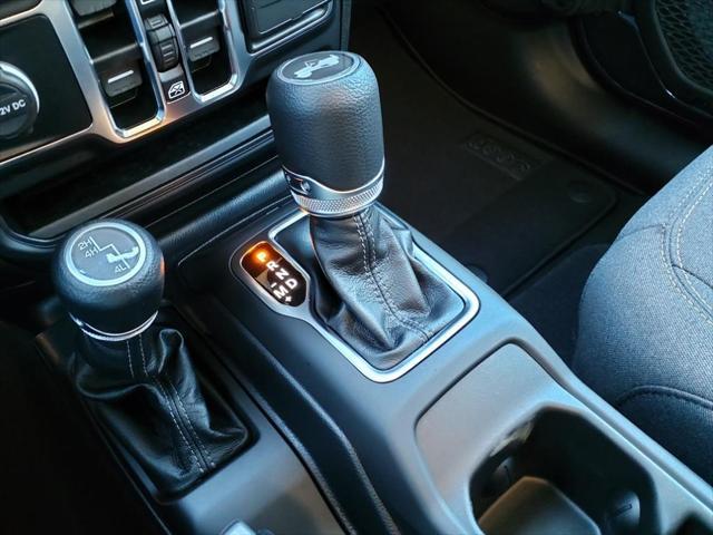 new 2025 Jeep Wrangler car, priced at $46,086