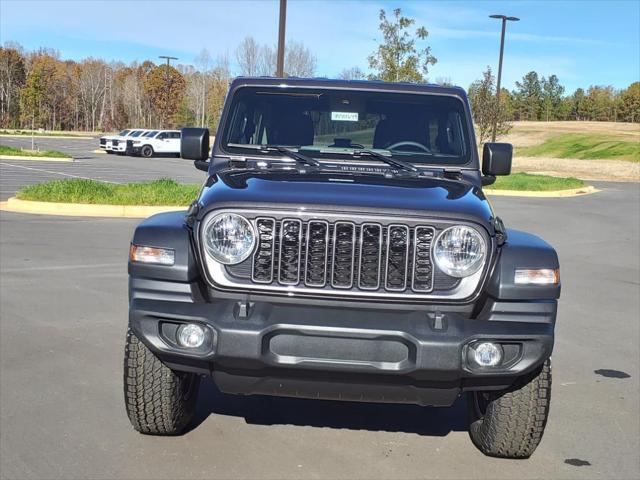 new 2025 Jeep Wrangler car, priced at $46,086