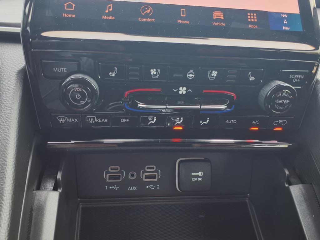 new 2025 Jeep Grand Cherokee car, priced at $46,905