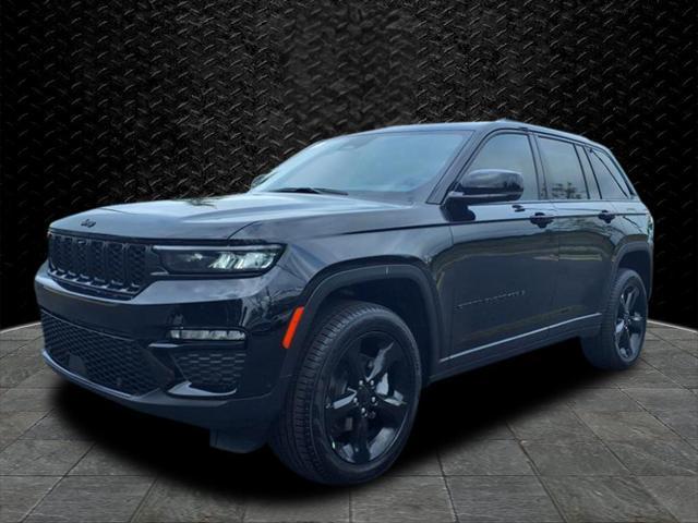 new 2025 Jeep Grand Cherokee car, priced at $52,208