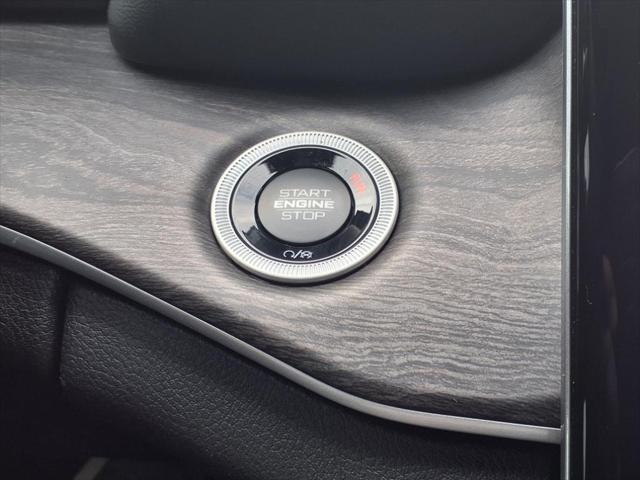 new 2025 Jeep Grand Cherokee car, priced at $52,208