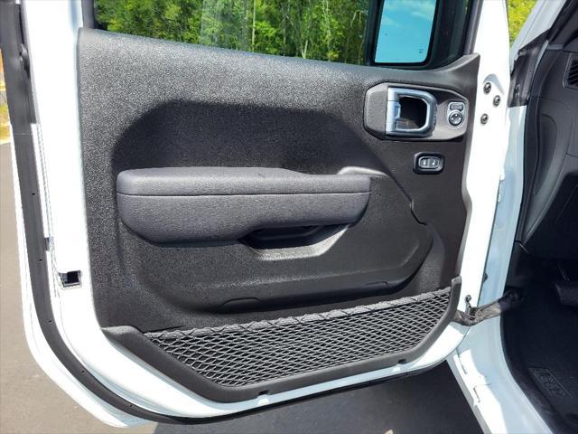 new 2024 Jeep Wrangler car, priced at $49,580