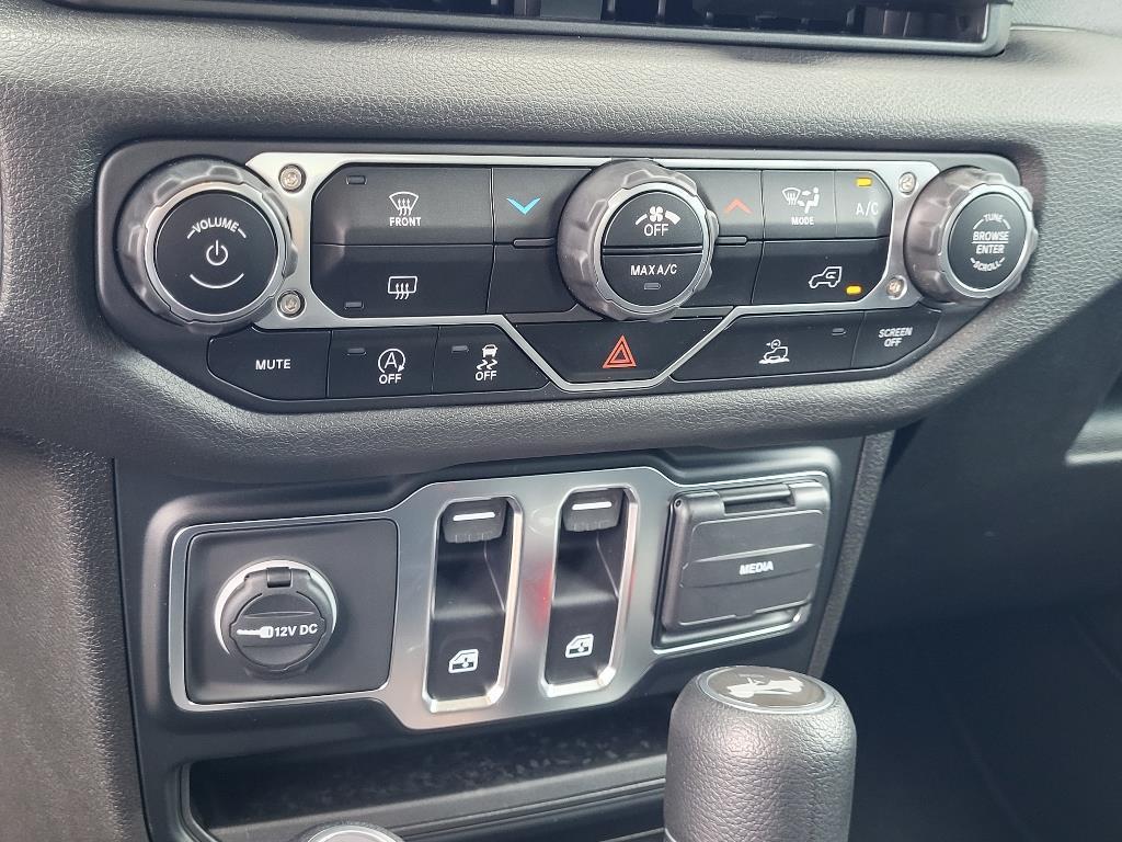 new 2024 Jeep Wrangler car, priced at $36,558