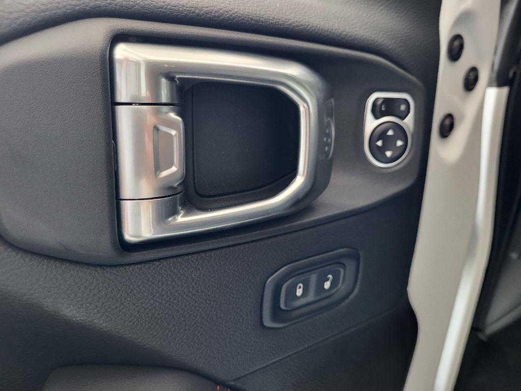 new 2024 Jeep Wrangler car, priced at $57,986