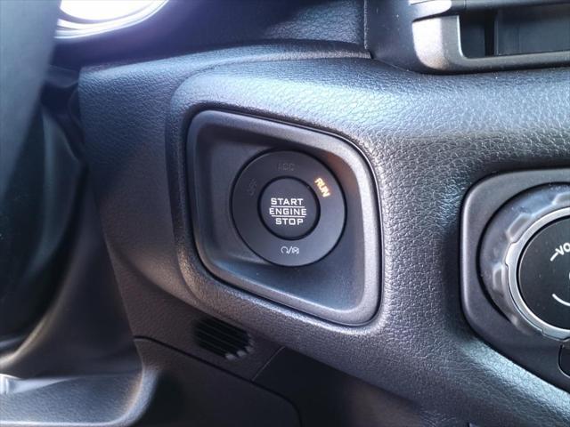 new 2025 Jeep Wrangler car, priced at $46,080