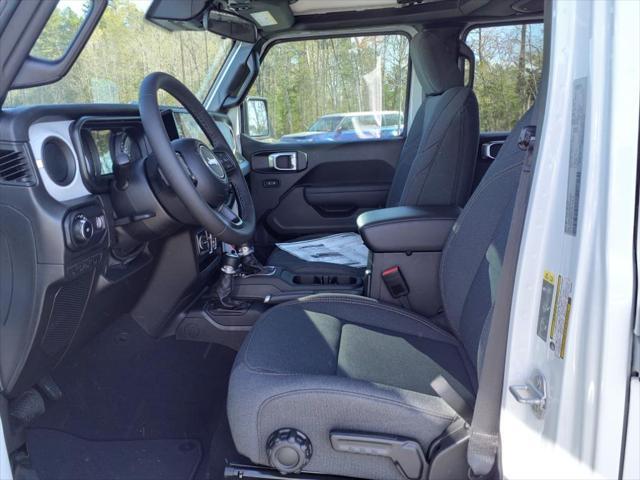 new 2025 Jeep Wrangler car, priced at $46,080